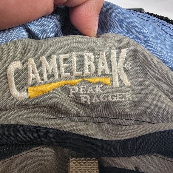 Camelbak Peak Bagger Blue Hydration Backpack Camping Hiking Trails Summer - Picture 4 of 7